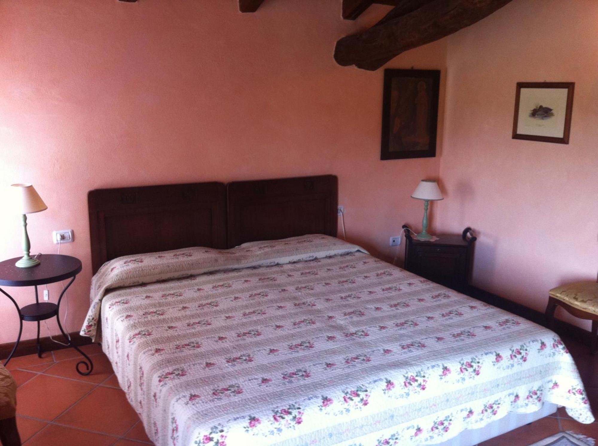 Agriturismo La Cascinetta Пьеве-ди-Ченто Экстерьер фото