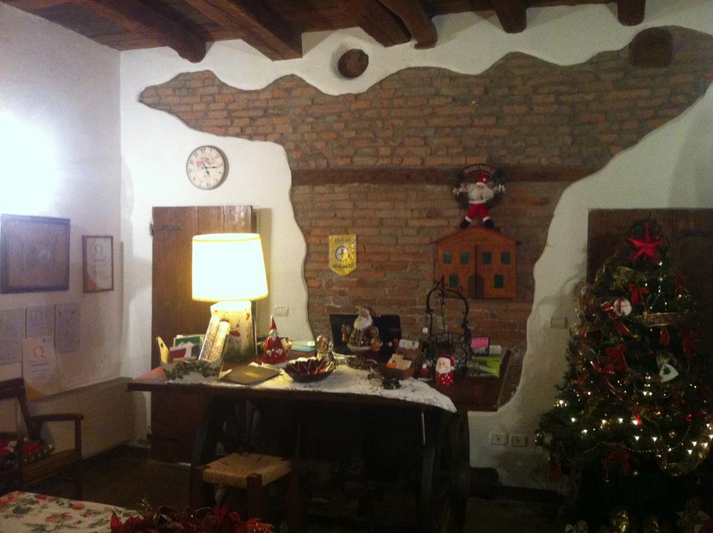 Agriturismo La Cascinetta Пьеве-ди-Ченто Экстерьер фото