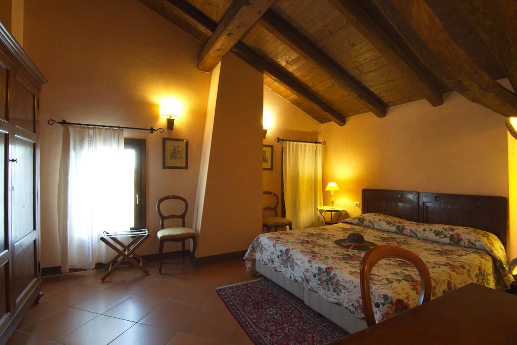 Agriturismo La Cascinetta Пьеве-ди-Ченто Экстерьер фото