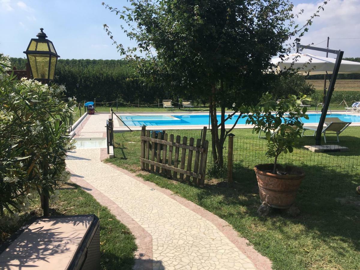 Agriturismo La Cascinetta Пьеве-ди-Ченто Экстерьер фото